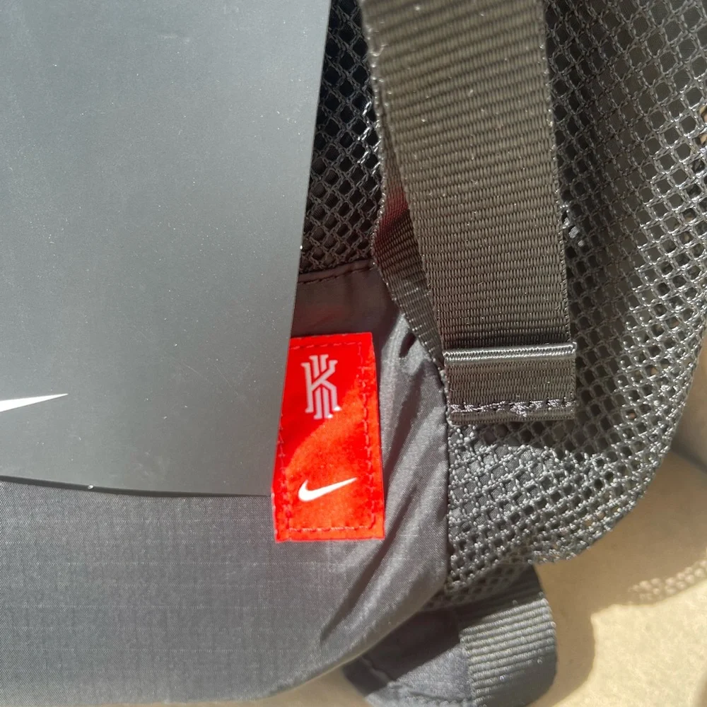 Nike Kyrie Rucsack Backpack - Picture 3 of 14